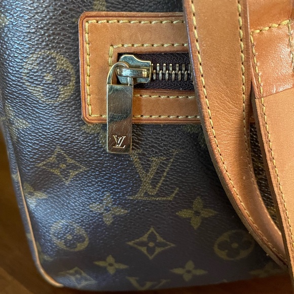 Authentic Louis Vuitton Monogram Cite GM - Picture 4 of 16